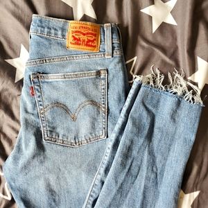 Levi Wedgie High Waisted Jeans